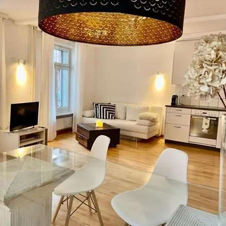 Schoene 2.5 Zimmer Stadtwohnung Mit Balkon Im Herzen Vom Luzern * Lucerna